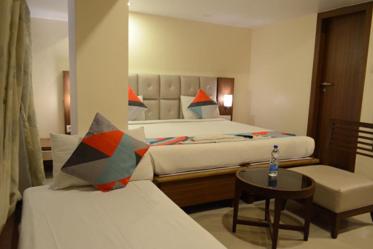 Hotel Aishwarya Residency Navi Mumbai Exterior photo