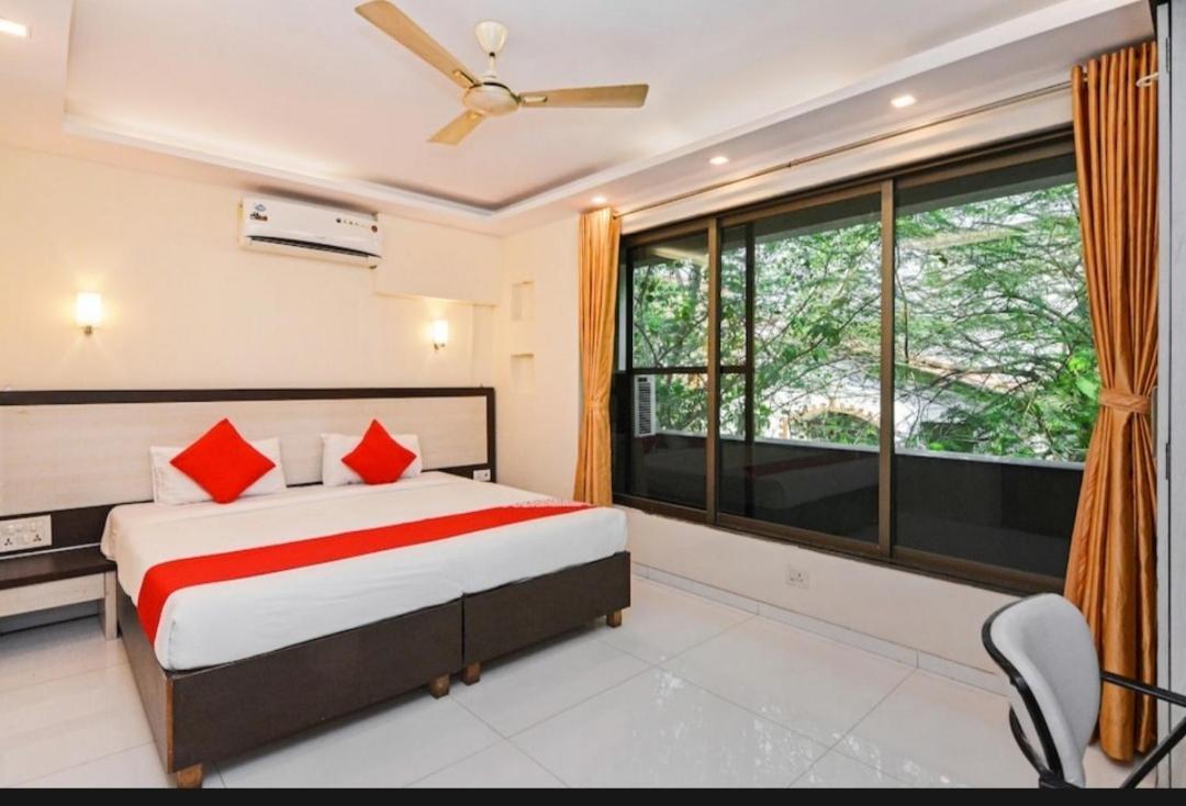 Hotel Aishwarya Residency Navi Mumbai Exterior photo