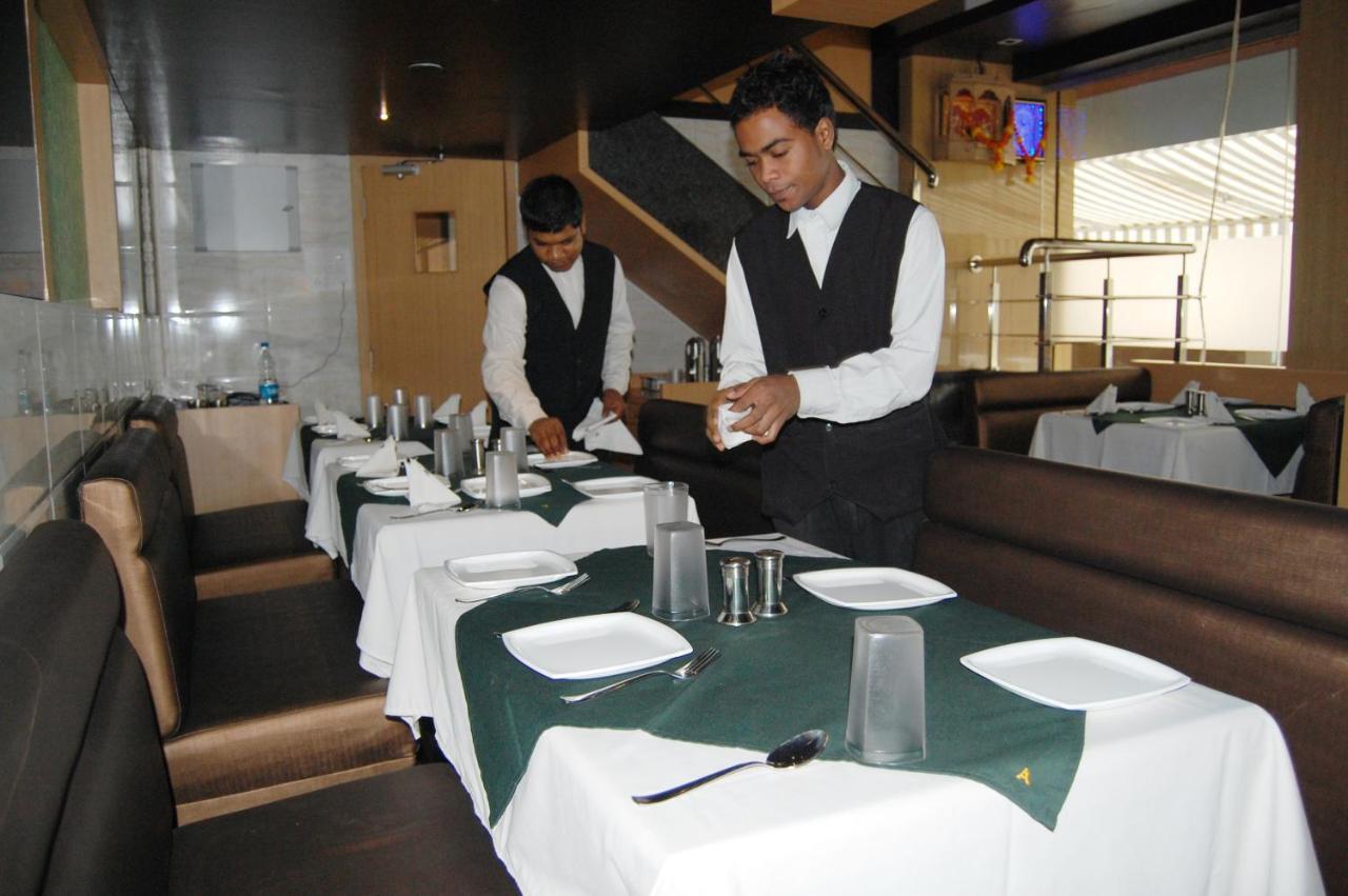 Hotel Aishwarya Residency Navi Mumbai Exterior photo